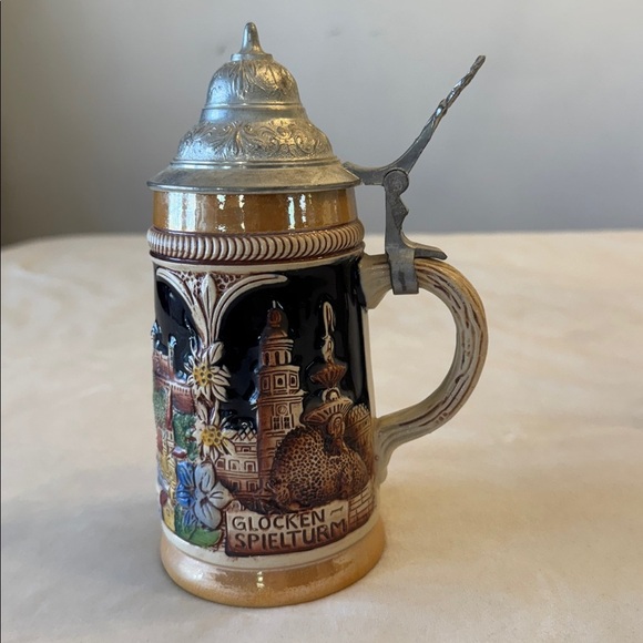 Vintage Colorful Salzburg by King and Schloss Lembeck Beer Steins - Picture 2 of 13